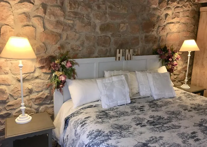 Rural Dona Palmira Salinas De Pisuerga