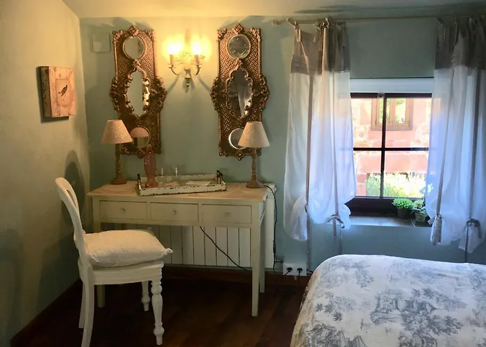 מלון Rural Dona Palmira Salinas De Pisuerga